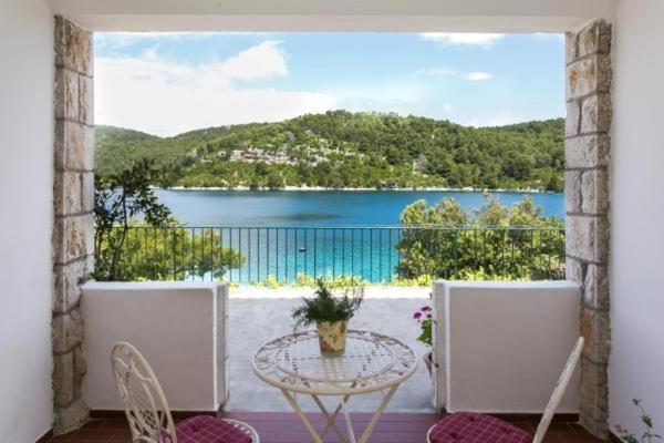 Guest House Busurelo Mljet Esterno foto