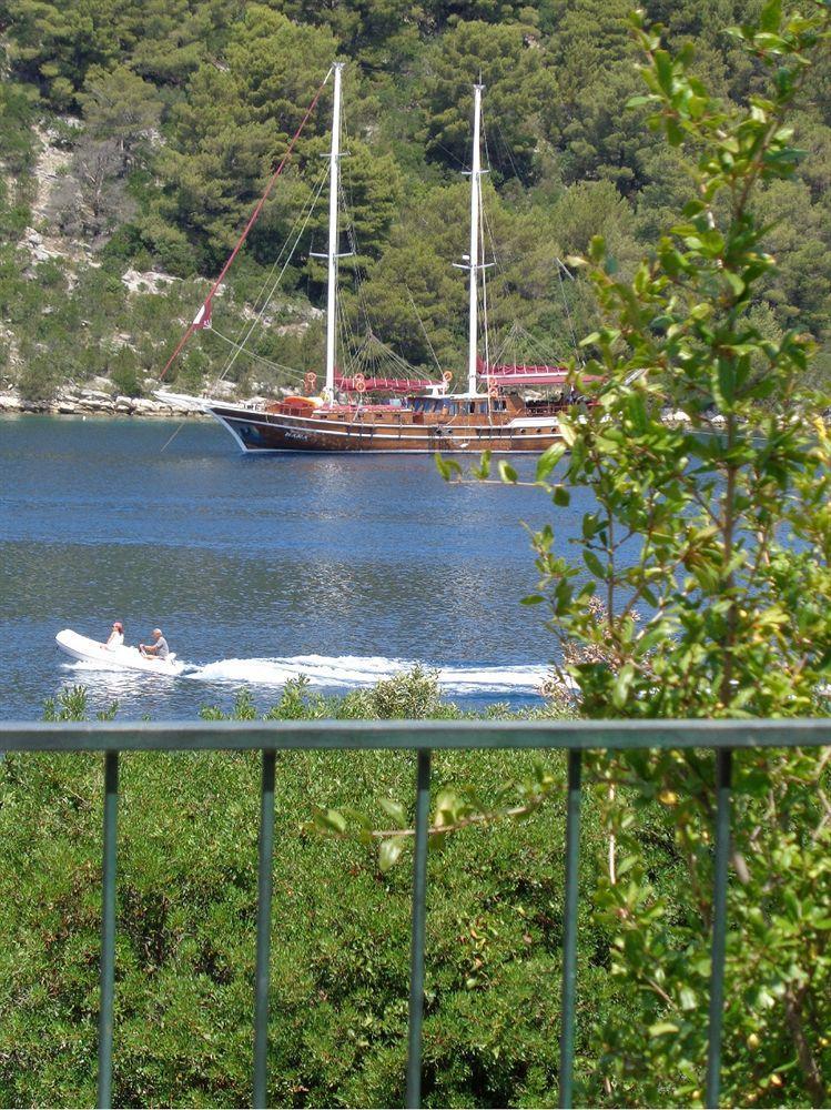 Guest House Busurelo Mljet Esterno foto