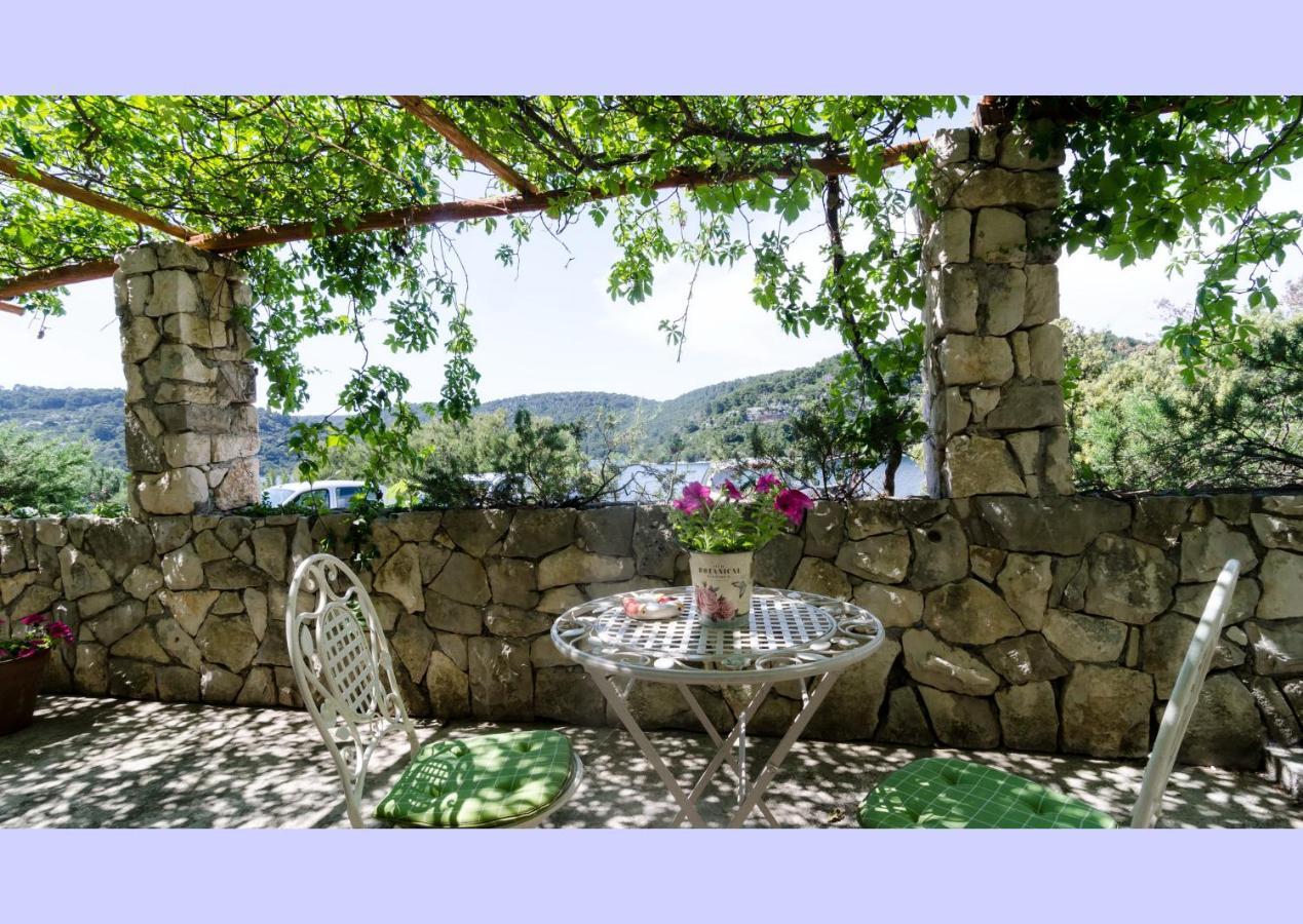 Guest House Busurelo Mljet Esterno foto